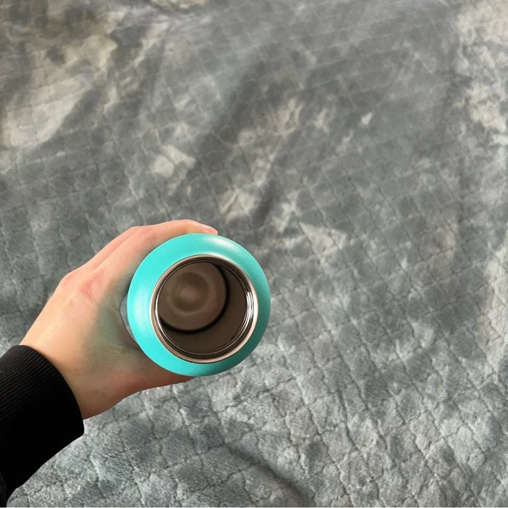 Hydro Flask Aqua‎ Bottle with Black Lid